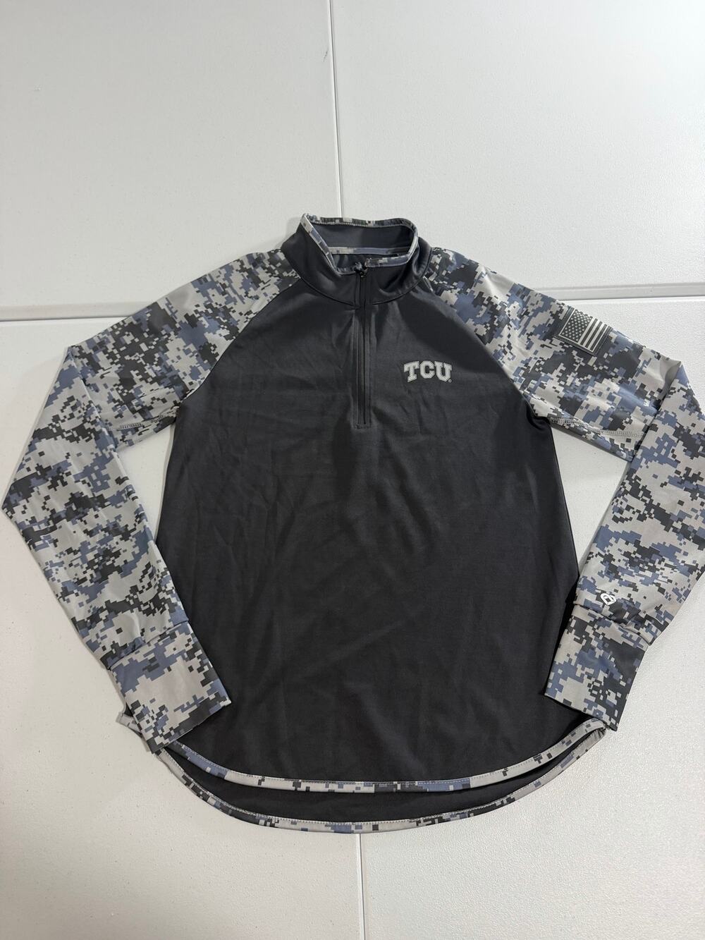 Colosseum TCU Horned Frogs Womens L 1/4 Zip Pullover Digital Camo OHT Military